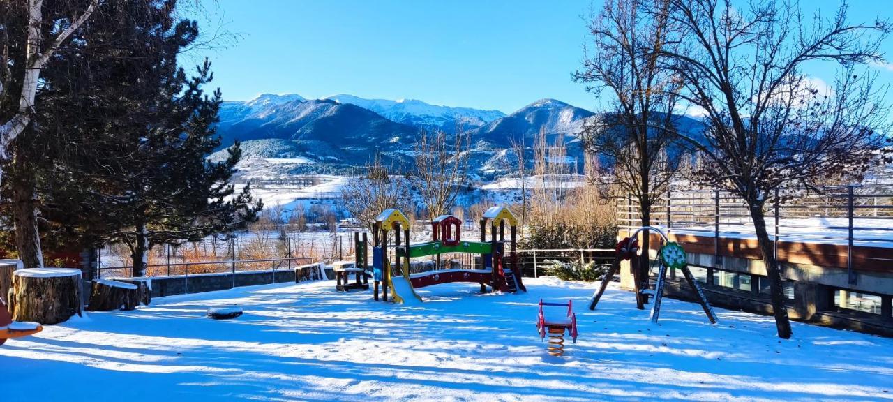 Alberg La Bruna Bellver De Cerdanya Extérieur photo