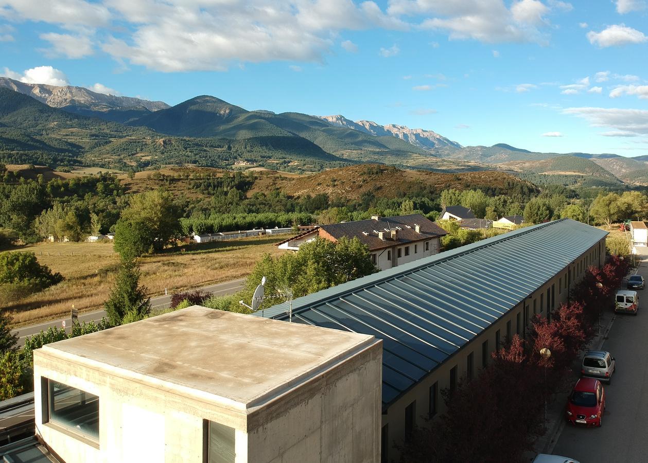 Alberg La Bruna Bellver De Cerdanya Extérieur photo